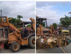 PT Timbang Langsa Kerahkan Alat Berat Perangi Sampah Pasca Banjir di Jalan Medan–Banda Aceh