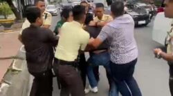 Mahasiswa Demo Dugaan KUR Fiktif Rp17 Miliar, Aksi di BRI Sumut Berujung Dugaan Kekerasan