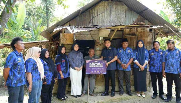 Ricky Anthony Bangunkan Rumah Layak Huni untuk Lansia Sebatang Kara di Langkat